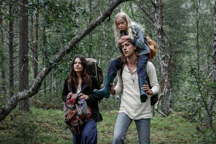 Blackwater© Apple Tree Productions