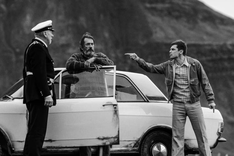 Driving Mum © Ursus Parvus